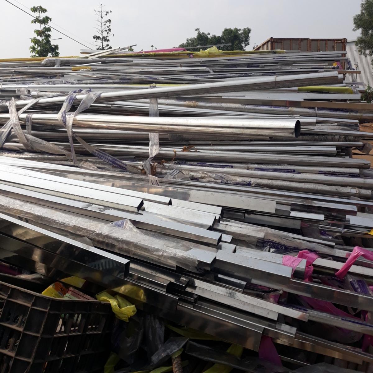 Thu mua phế liệu Inox giá cao